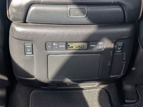 Used 2023 Nissan Armada Platinum w/ Captain's Chairs Package image 15