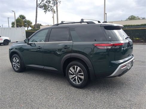 Used 2022 Nissan Pathfinder SL image 6