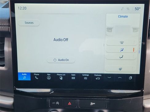 Used 2024 Ford Expedition XLT image 18