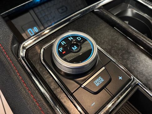 Certified 2023 Ford Expedition Limited image 31