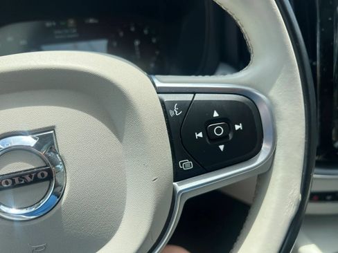 Used 2018 Volvo XC60 T6 Momentum w/ Convenience Package AWD/4WD image 21