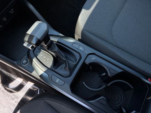 Used 2025 Kia K4 LXS image 41