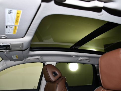 Certified 2024 Acura MDX SH-AWD w/ Advance Package image 39