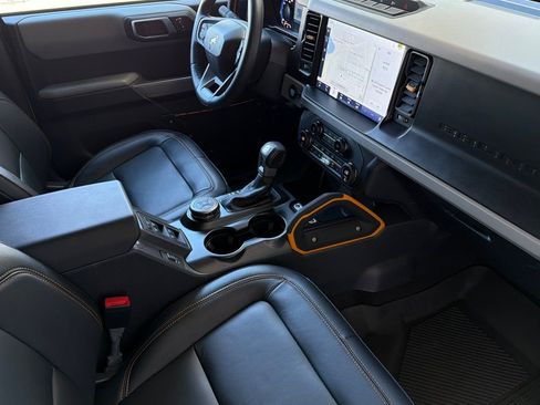 Used 2023 Ford Bronco Badlands AWD/4WD image 18