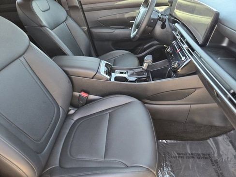 Certified 2025 Hyundai Tucson SEL image 13