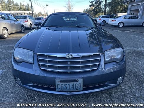 Used 2008 Chrysler Crossfire Limited image 2
