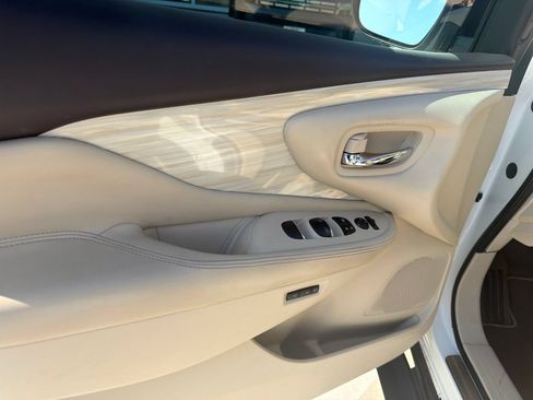 Used 2017 Nissan Murano SL FWD image 19