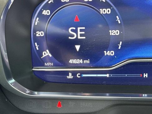 Used 2022 Chevrolet Tahoe LT w/ Luxury Package image 29