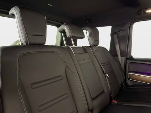 Used 2023 Mercedes-Benz G 550 image 28