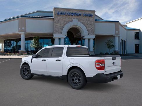 New 2026 Ford Maverick XLT image 4