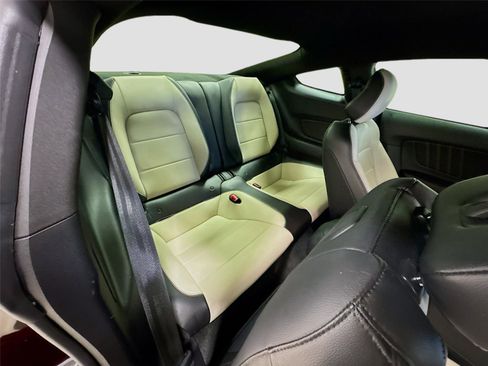 Certified 2018 Ford Mustang GT Premium image 25