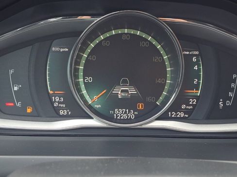 Used 2017 Volvo S60 T5 Inscription Platinum image 17