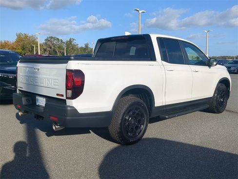 Certified 2025 Honda Ridgeline TrailSport+ image 4