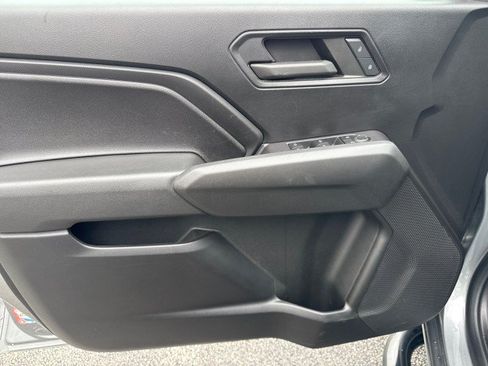 Used 2023 Chevrolet Colorado W/T w/ LPO, Pro Essentials Package RWD image 15