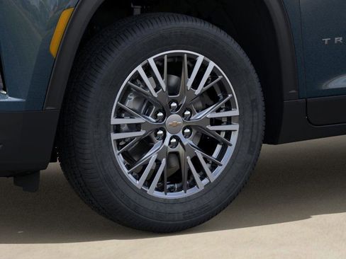 New 2026 Chevrolet Traverse LT w/ Driver Confidence Package image 9