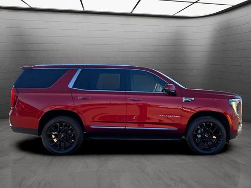 New 2026 GMC Yukon Elevation w/ LPO, Floor Liner Package image 2