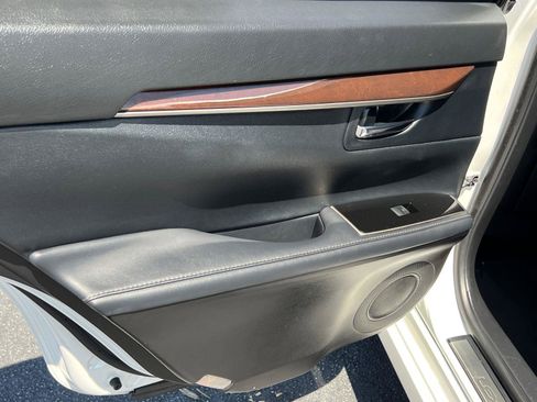 Used 2017 Lexus ES 350 w/ Luxury Package FWD image 23