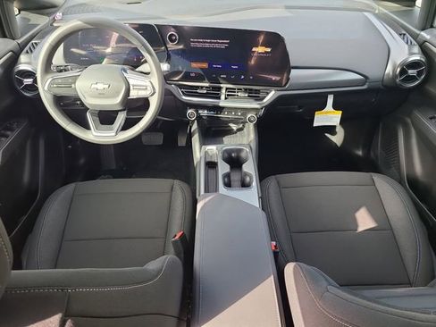 New 2026 Chevrolet Equinox EV LT image 15