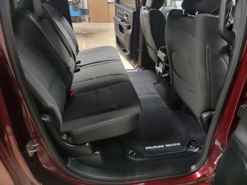 Used 2019 RAM 1500 Big Horn image 11