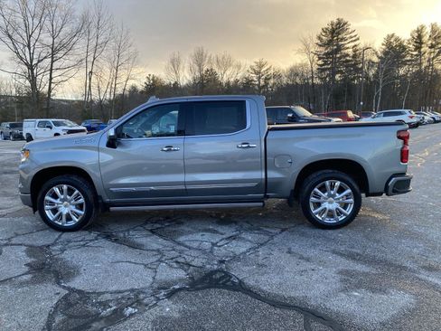 Used 2024 Chevrolet Silverado 1500 High Country w/ Technology Package image 4