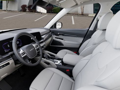 New 2025 Kia Telluride S image 17