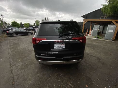 Used 2018 GMC Acadia Denali w/ Technology Package AWD/4WD image 5