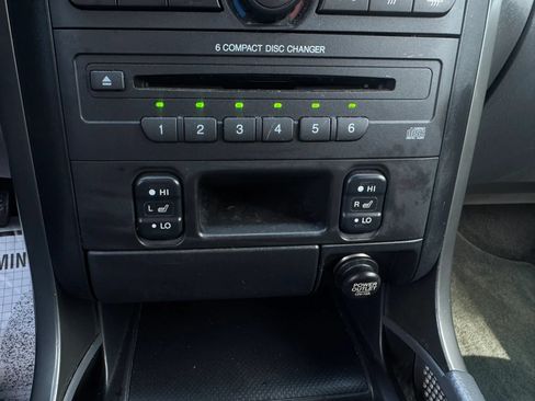 Used 2005 Honda Pilot EX-L image 25