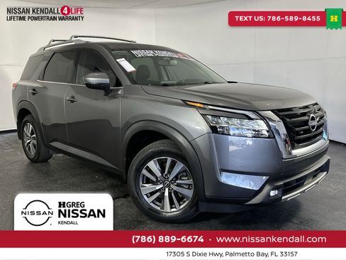 Used 2022 Nissan Pathfinder SL w/ Cargo Package image 1