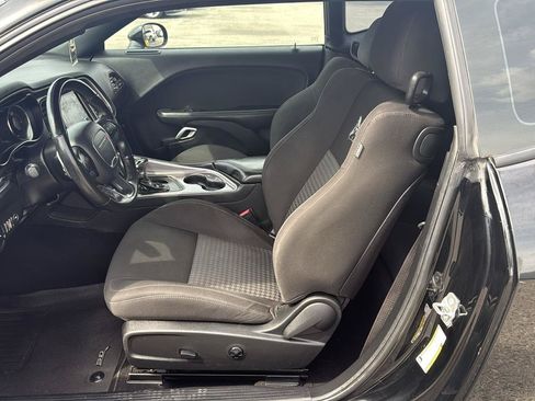Used 2020 Dodge Challenger R/T Scat Pack w/ Driver Convenience Group RWD image 9
