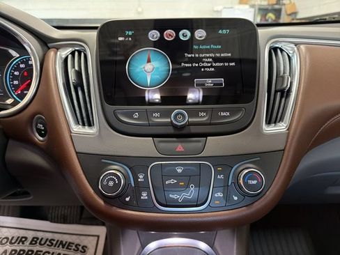 Used 2018 Chevrolet Malibu LT w/ Leather Package FWD image 18