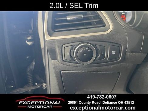 Used 2023 Ford Edge SEL AWD/4WD image 35