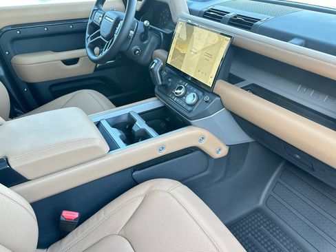 New 2026 Land Rover Defender 130 V8 image 18