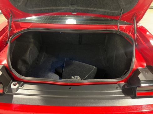 Used 2015 Dodge Challenger SRT Hellcat RWD image 27