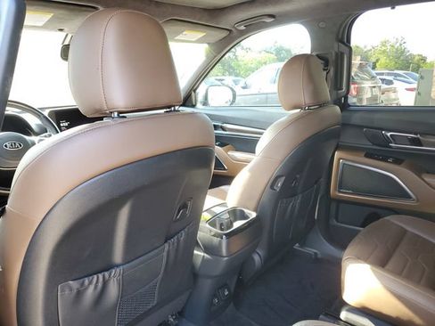 Used 2021 Kia Telluride SX w/ SX Prestige Package AWD/4WD image 10