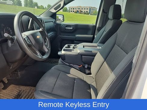 Used 2020 Chevrolet Silverado 1500 Custom w/ Trailering Package AWD/4WD image 13