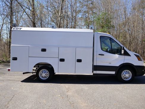 Used 2024 Ford Transit 350 AWD w/ Exterior Upgrade Package image 38