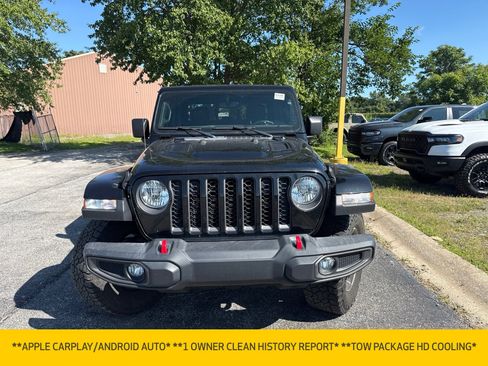 Used 2022 Jeep Gladiator Rubicon w/ Cold Weather Group AWD/4WD image 2