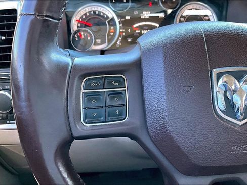 Used 2014 RAM 3500 SLT w/ Luxury Group image 12