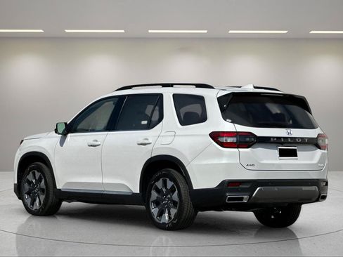 New 2026 Honda Pilot Elite image 3