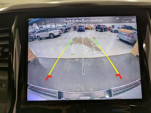 Used 2019 RAM 1500 Laramie image 13