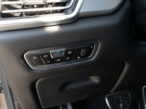 Used 2019 BMW X5 xDrive50i w/ M Sport Package image 16