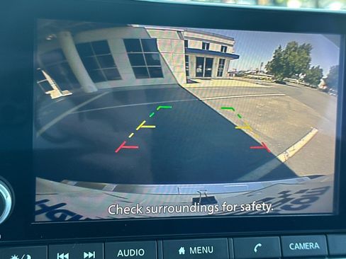 Used 2023 Nissan Rogue SV FWD image 24