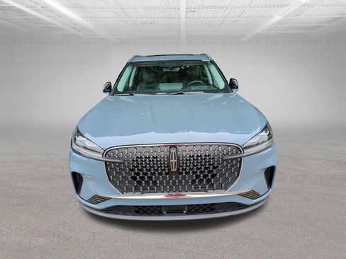 Used 2025 Lincoln Aviator Reserve w/ Equipment Group 201A AWD/4WD image 25