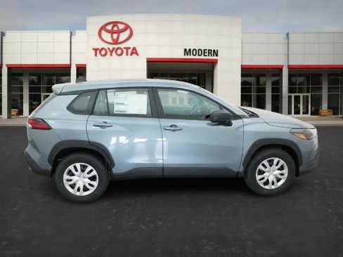 New 2026 Toyota Corolla Cross L image 25