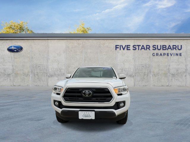 Used 2019 Toyota Tacoma SR5 AWD/4WD image 3
