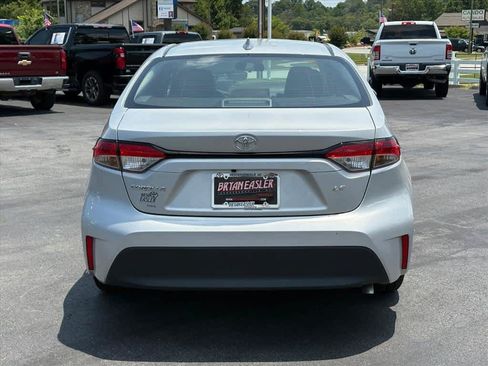Used 2024 Toyota Corolla LE FWD image 29