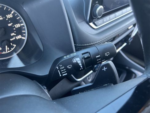 Certified 2023 Nissan Rogue SV w/ SV Premium B Package image 10