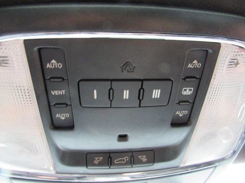 Used 2015 Jeep Grand Cherokee Summit AWD/4WD image 24