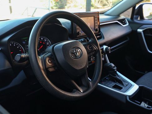 Used 2022 Toyota RAV4 XLE image 14