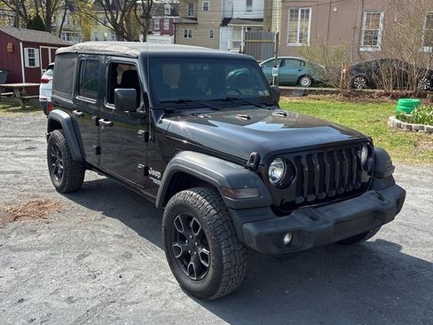 Used 2018 Jeep Wrangler Unlimited Sport S AWD/4WD image 5